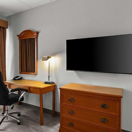 Quality Inn & Suites Cvg Airport Erlanger Luaran gambar